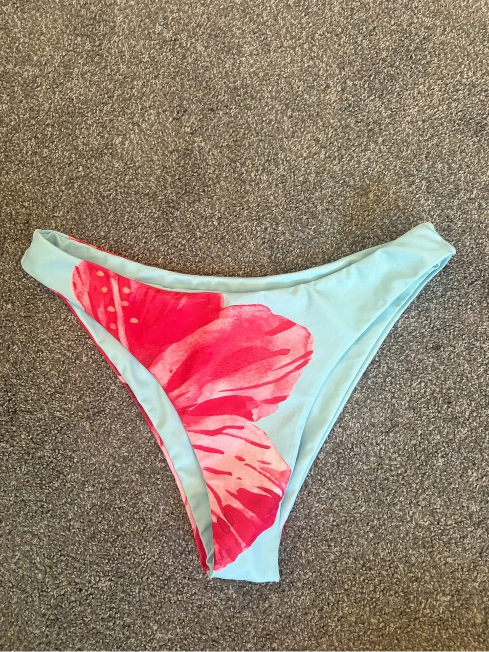 Frankies Bikinis classic triangle